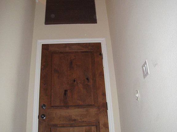 5th image of 1112 S Cypress Ave APT 28