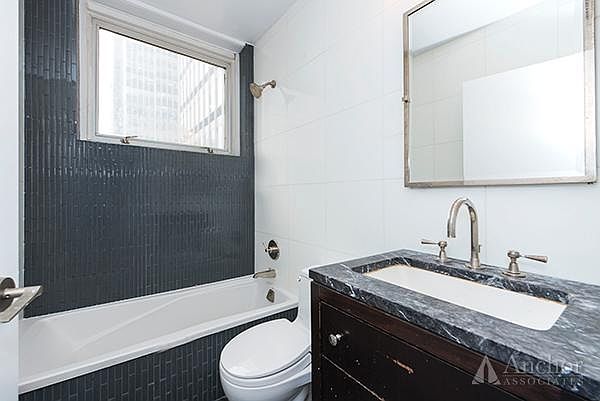 1st image of 211 E 46th St #20J