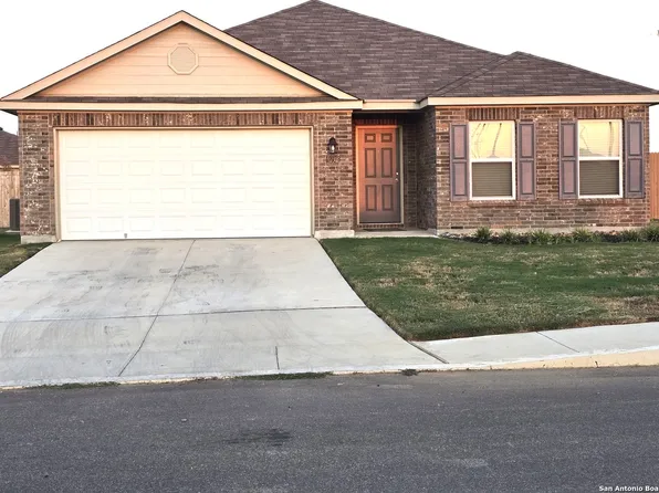 19938 Wyatt Earp, Lytle, TX 78052