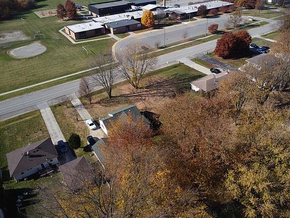 2nd image of 51700 Ashley St