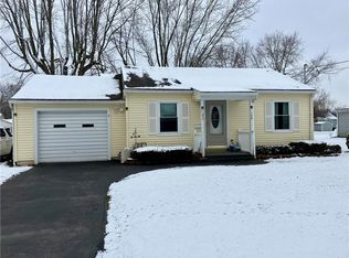 120 Landon Ave, Newark, NY 14513