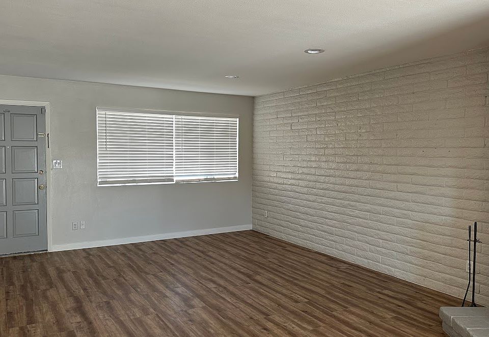 Large open family room.