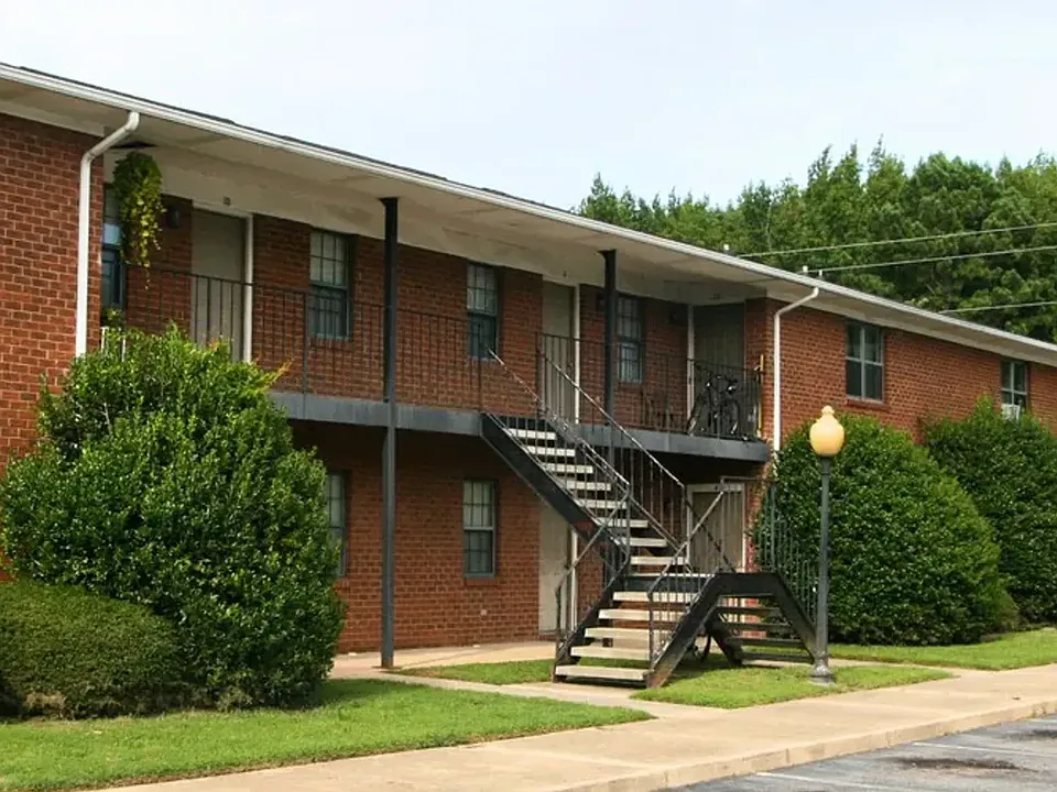 Ivy Court Apartments