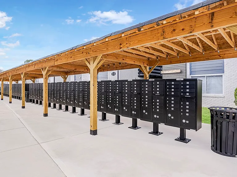 Elevate your living at Crossings @ 501 Apartments, where modern amenities meet convenience. Enjoy secure package delivery with our state-of-the-art mailbox facility. Don't miss outschedule your visit today and see what awaits you!