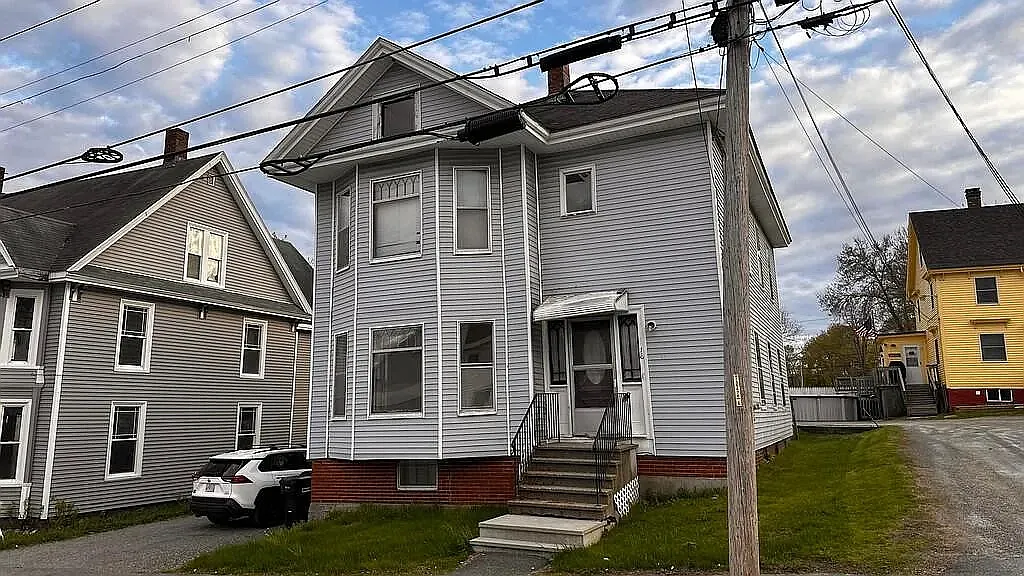 2 bed, 1000 sqft, $1,450 — Photo 1