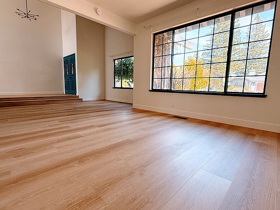 Dining room & Living room
