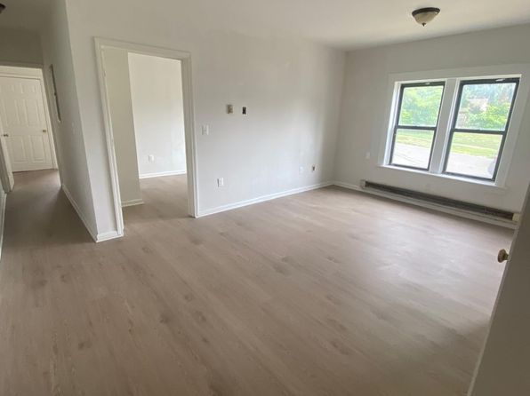 2859 S Salina St #2