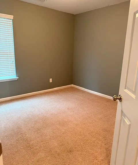 164 Stanley Ct — Photo 24