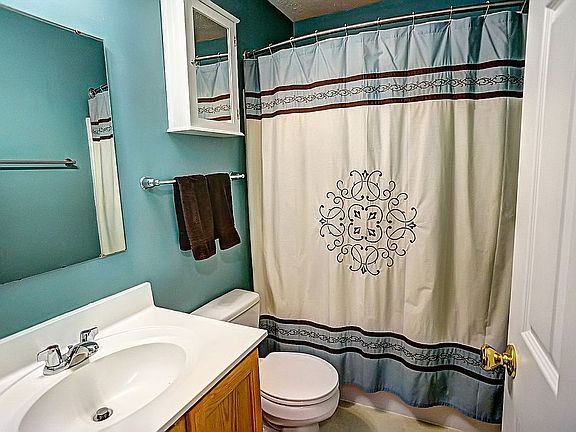2nd image of 3590 Armada Private Dr