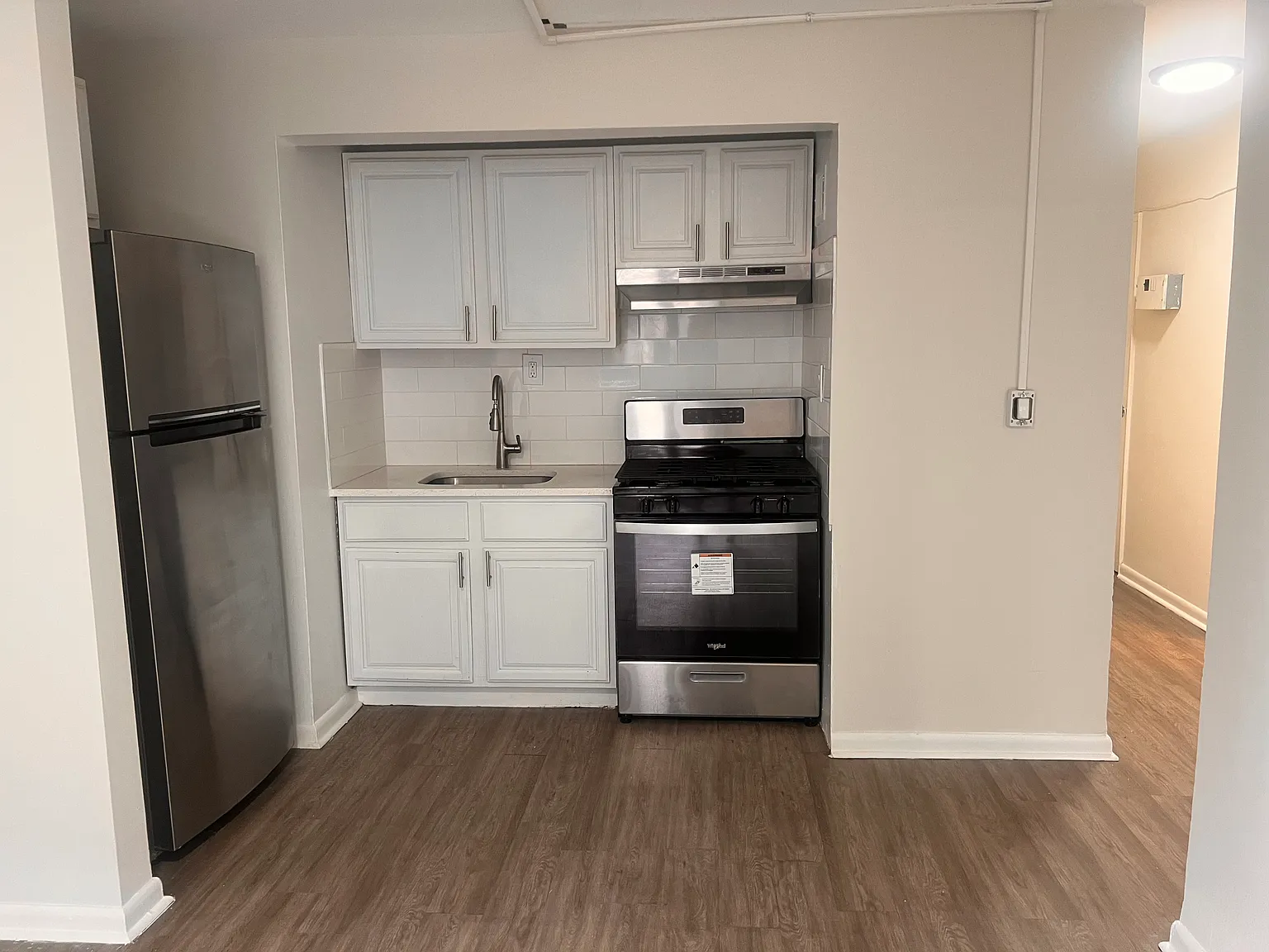 1 bed, 650 sqft, $1,750 — Photo 3