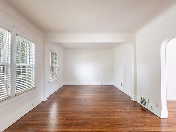 4th image of 6763 Balfour Ave