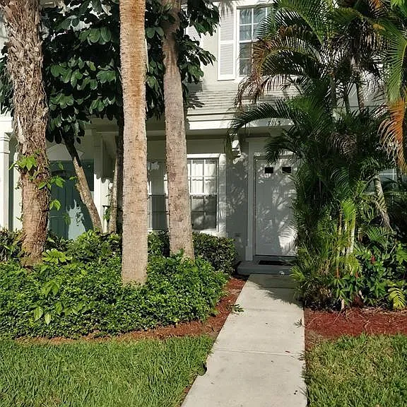 7913 Sanibel Dr #7913 — Photo 2
