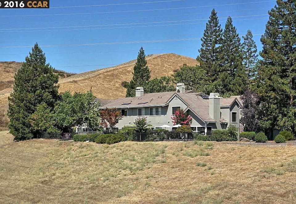 1st image of 304 S Eagle Nest Ln