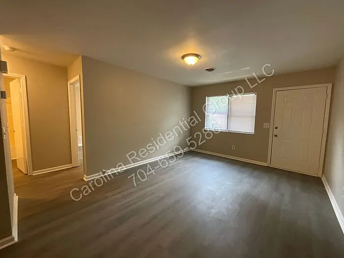 201 Arthur Dr #K — Photo 4
