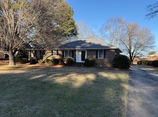 113 Saint Charles Rd, Bishopville, SC 29010