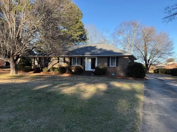 113 Saint Charles Rd, Bishopville, SC 29010