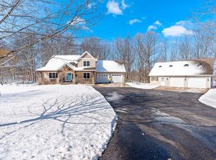 2949 S Stevenson Pier Rd, Brussels, WI 54204