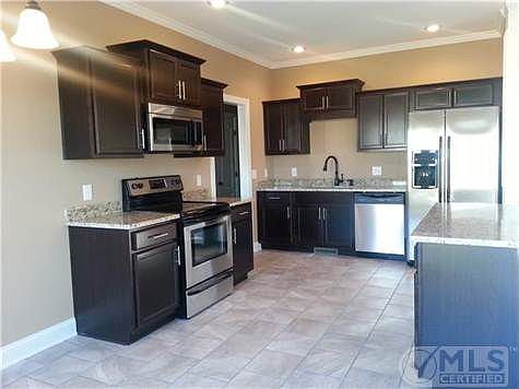 2nd image of 133 Lot 133