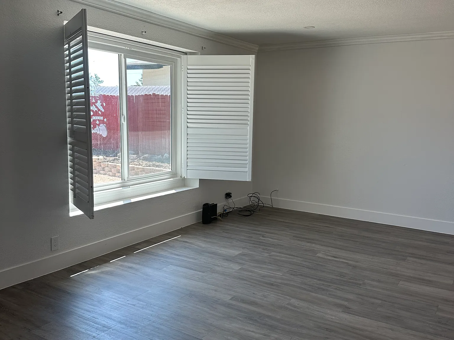 4 bed, 1144 sqft, $2,200 — Photo 1