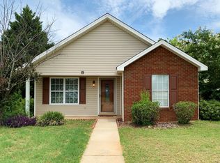 406 Chadwyck Cir, Bonaire, GA 31005