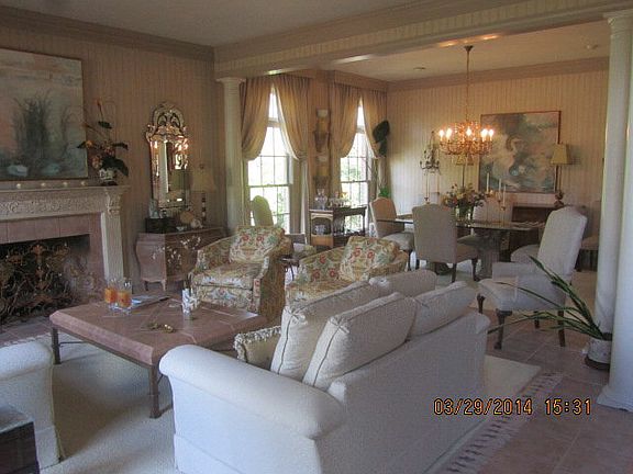 4th image of 1616 Club Dr