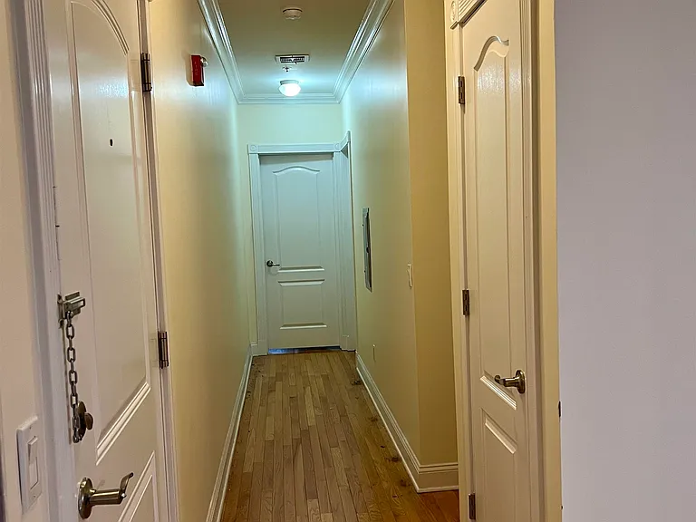 719 Monroe St #3 — Photo 8