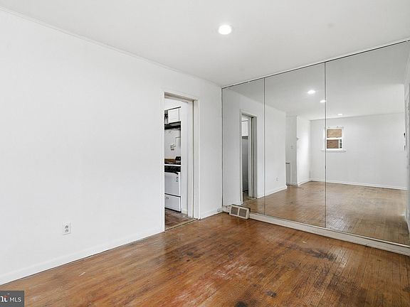 5th image of 3953 Lankenau Ave APT B