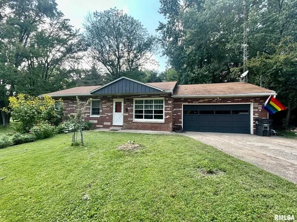 1000 W Cherry St, Carbondale, IL 62901