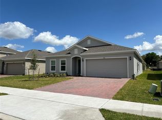 460 Narrow Basin Way, Eustis, FL 32736