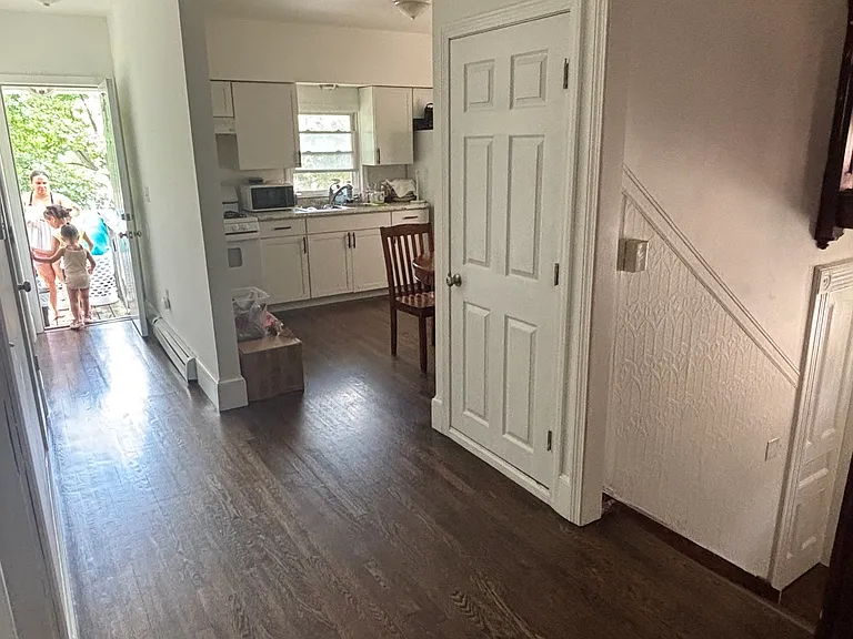 598 Washington Ave #2 — Photo 19