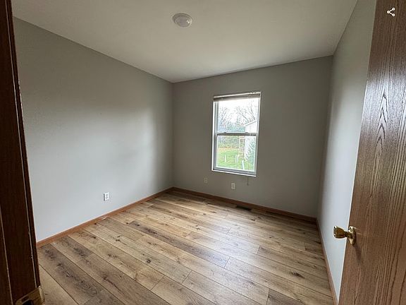 3rd image of 401 Briden #408