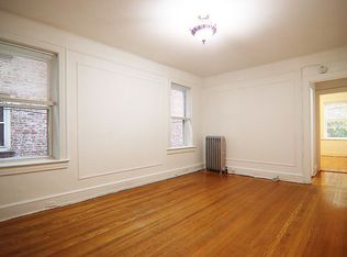 47-31 37th St #2A, Long Island City, NY 11101