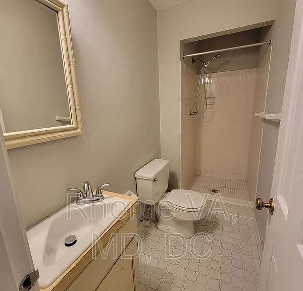 3749 Kanawha St NW — Photo 20