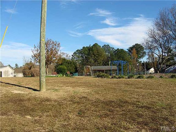 2nd image of 1011 Dixie Dr