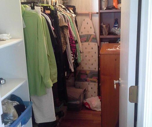 3rd image of 1831 E Augusta Ave