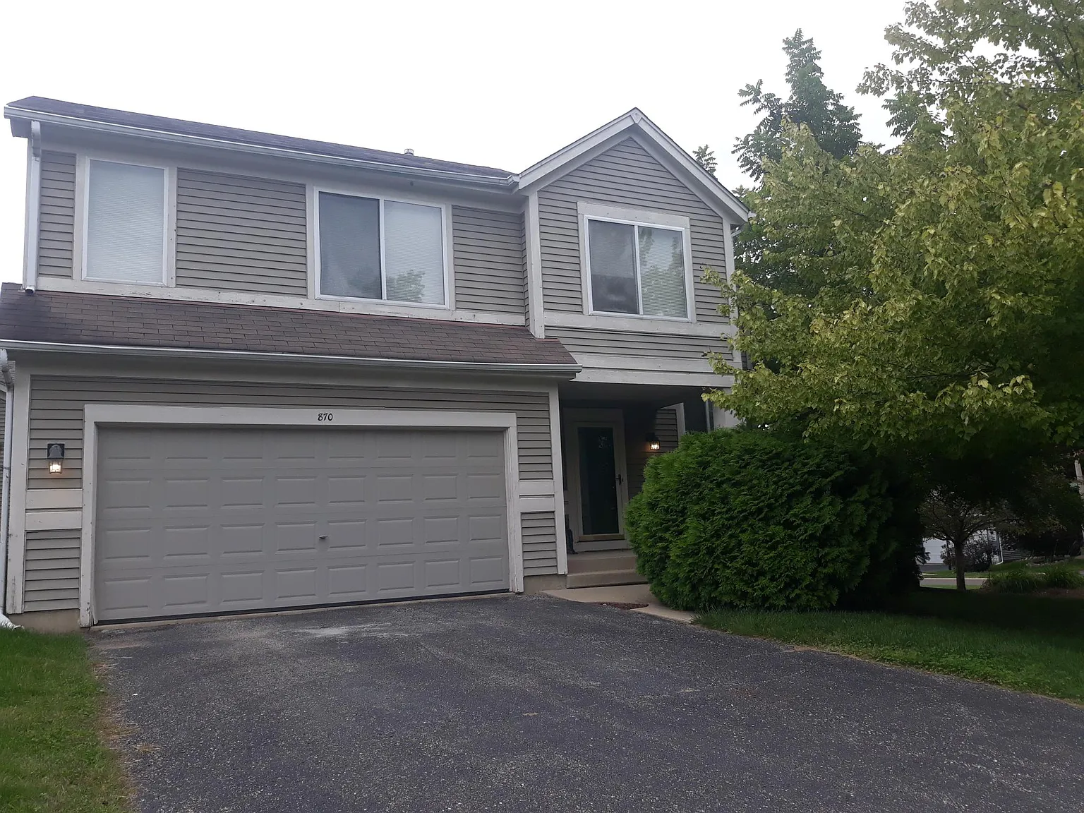 3 bed, 2.5 bath, 2000 sqft, $3,500 — Photo 1