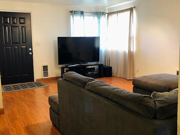 3rd image of 2114 48th St SE #2114