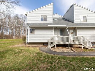 Glen Oaks, Newington, CT 06111