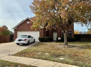 1145 Timberlake Ln, Lewisville, TX 75067