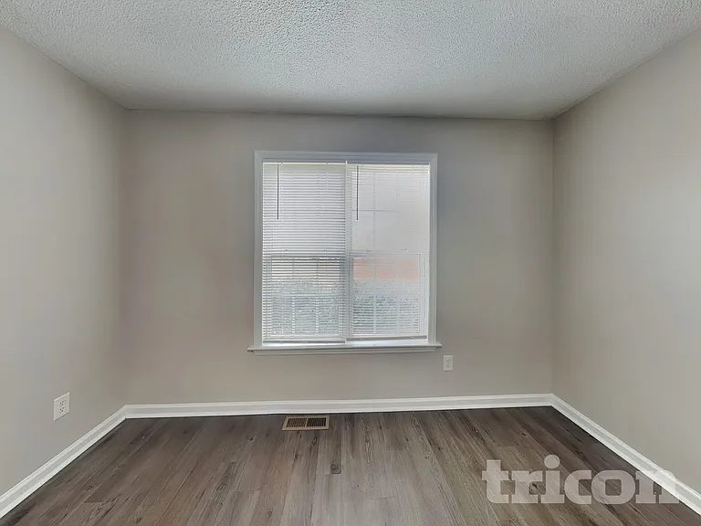 105 Pinto Ln — Photo 8