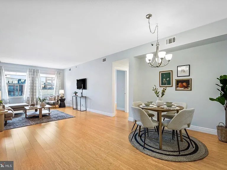960 Fell St #960 — Photo 9