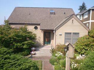 6633 Holly Pl SW, Seattle, WA 98136