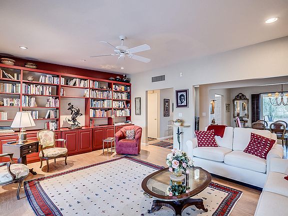 4th image of 5901 E Miramar Dr