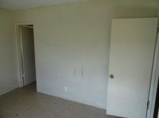 5714 War Cloud Dr, San Antonio, TX 78242