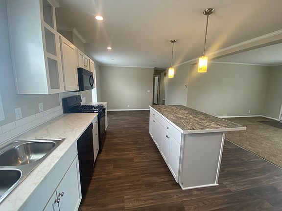 5th image of 59451 Hardy Ct