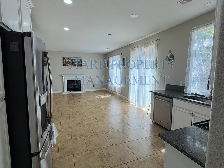 4919 Tyler Ct — Photo 5