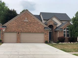 4218 Ridgewood Dr, Ypsilanti, MI 48197