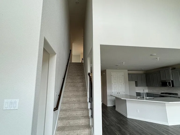 1201 Indianola Trl — Photo 22