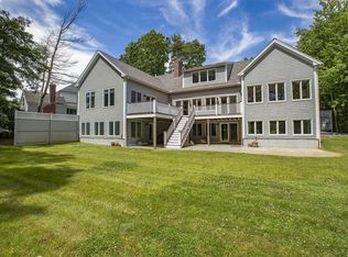 142 River Rd, Hanover, MA 02339