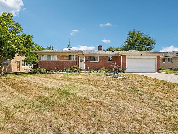 2nd image of 22808 Greenview Rd